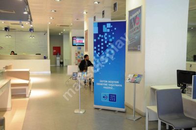 Smart Roll Up Banner