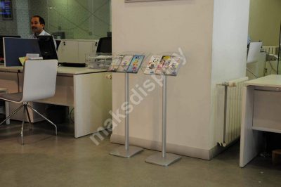 Brochure Stand