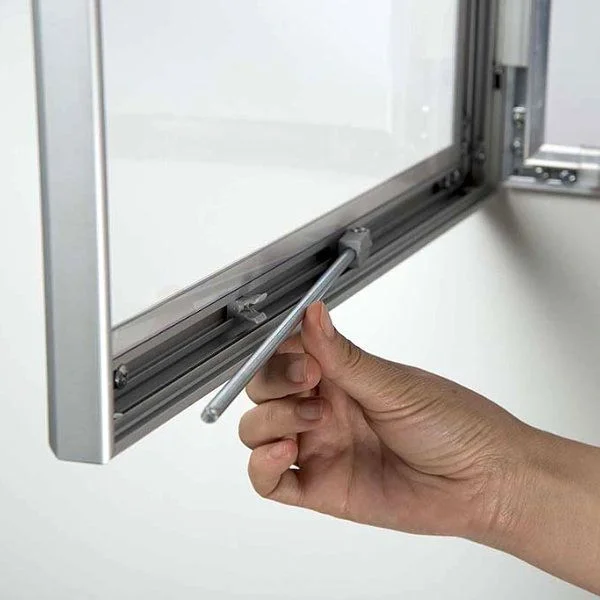 22"w x 28"h Universal Poster Showboard Single Lock, Outdoor Use 22"w x 28"h Universal Poster Showboard Single Lock, Outdoor Use