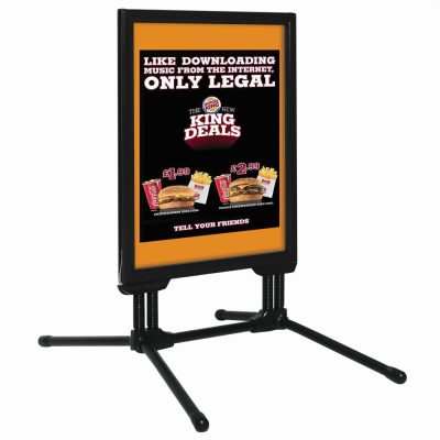 22x28-slide-in-swingpro-black-frame-black-feet-sidewalk-sign (7)