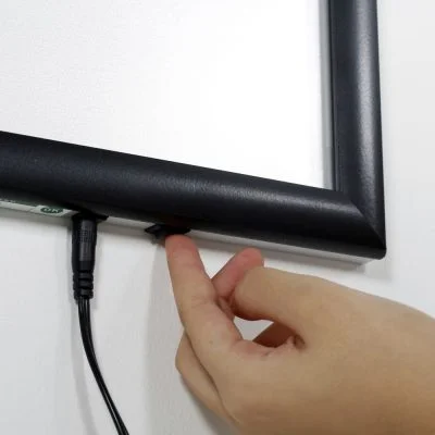 24w-x-36h-smart-poster-led-lightbox-1-black-aluminium-profile (6)