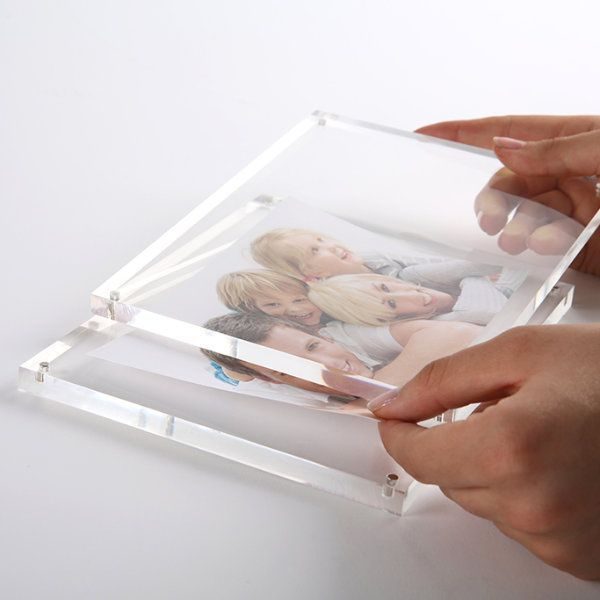 5"w x 7"h Tabletop Clear Acrylic Sign Frame