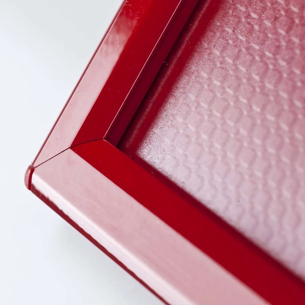 opti-frame-5-x-7-055-red-ral-3020-profile-mitred-corner-with-back-support (2) opti-frame-5-x-7-055-red-ral-3020-profile-mitred-corner-with-back-support (2)