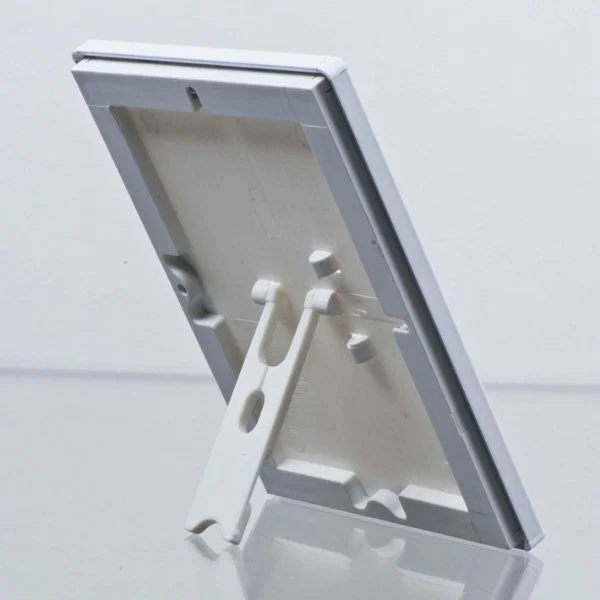 Opti Frame 5" x 7" 0,55" White Mitred Profile With Back Support Opti Frame 5" x 7" 0,55" White Mitred Profile With Back Support