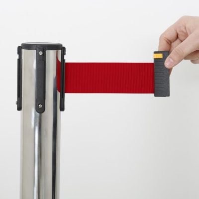 q-belt-chrome-with-118-red-retractable-belt (4)