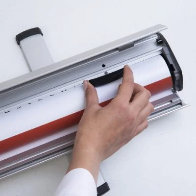 optima-roll-banner-24x7874-with-bag (18)