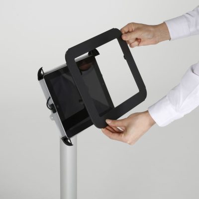 view-angle-adjustable-ipad-kiosk-black (8)