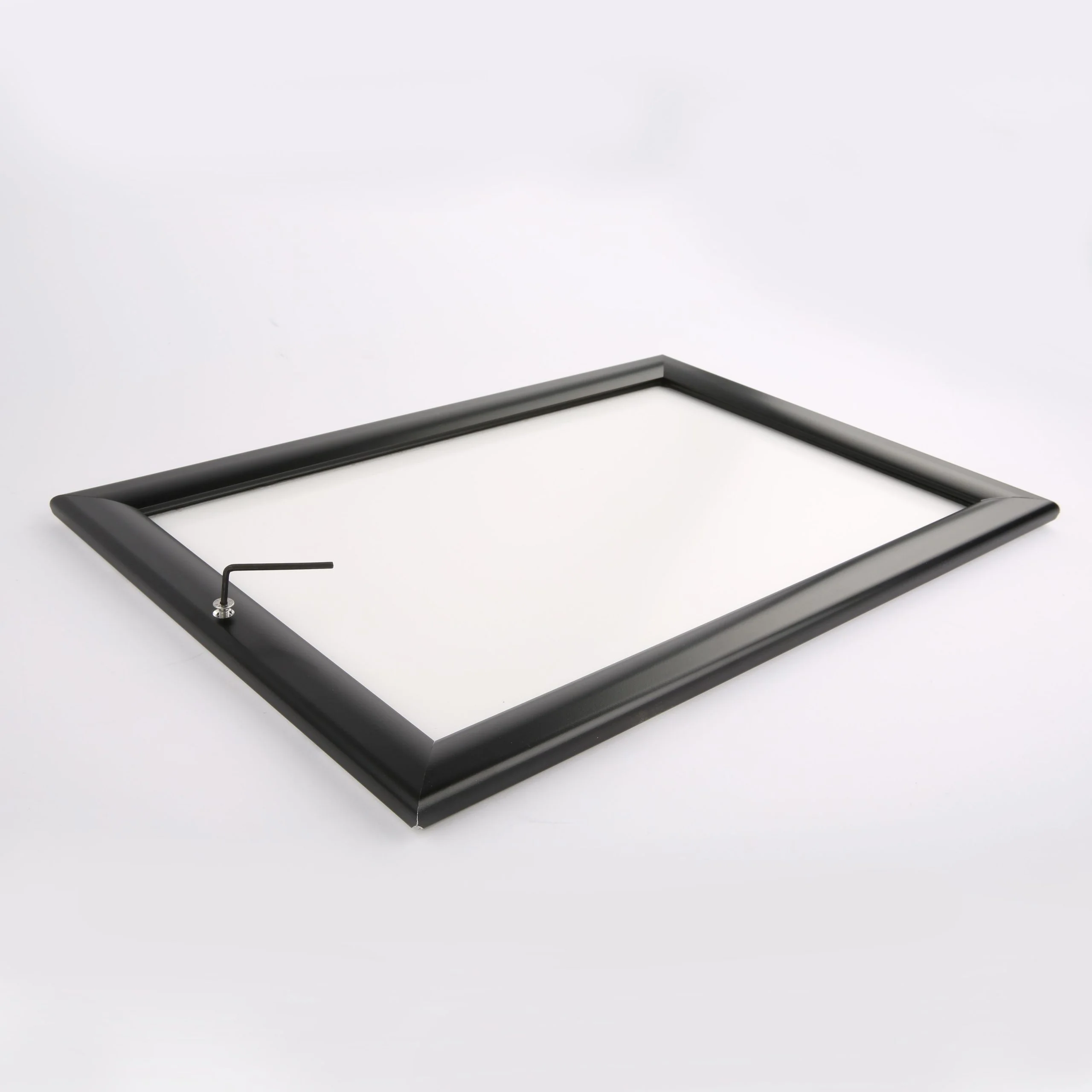 lockable-weatherproof-snap-poster-frame-1-38-inch-black-mitred-profile5