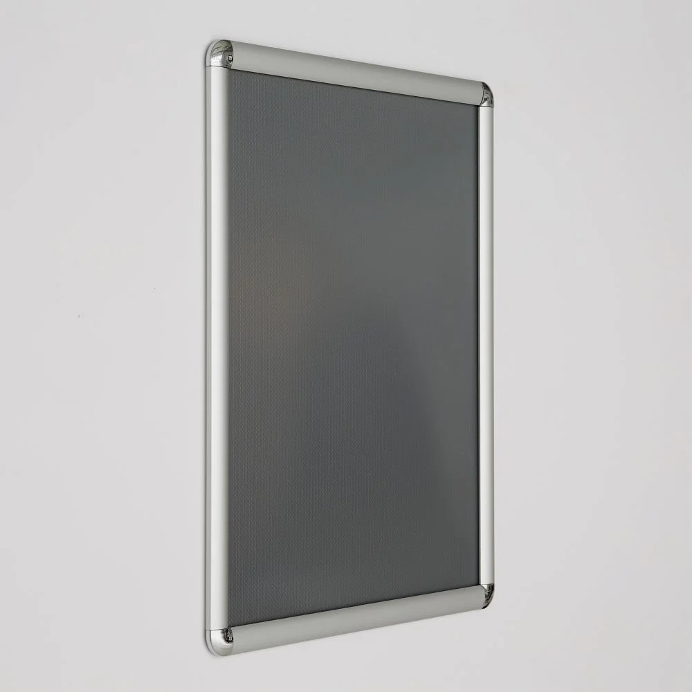 16x20-snap-poster-frame-1-inch-silver-profile-round-corner (4)