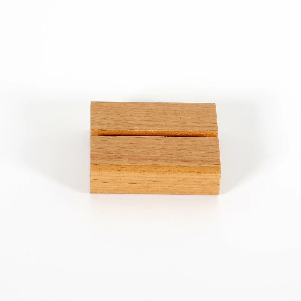 275-desktop-card-holder-natural (4) 275-desktop-card-holder-natural (4)