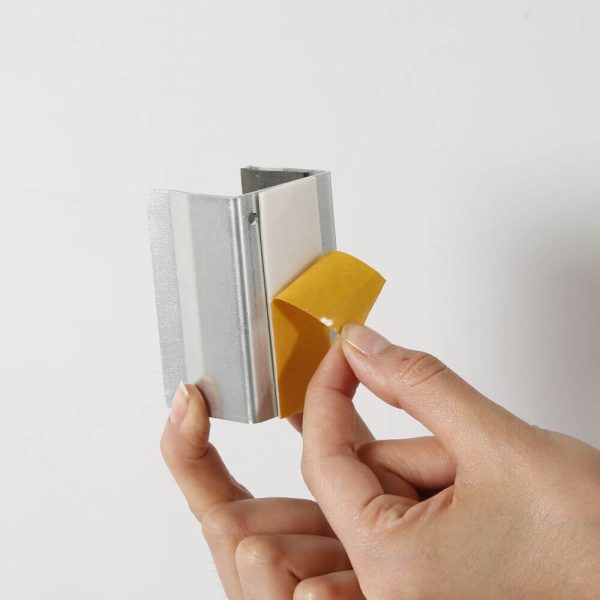 Clear Wall Separator with Wall Clips