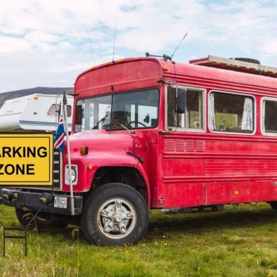 H Frame Real Estate Yard Sign Post - Banjo Style displaying a parking zone