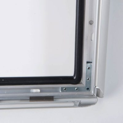 lockable-weatherproof-snap-poster-frame-1-38-aluminum-front-loading-wall-mounting-11x17-silver (5)