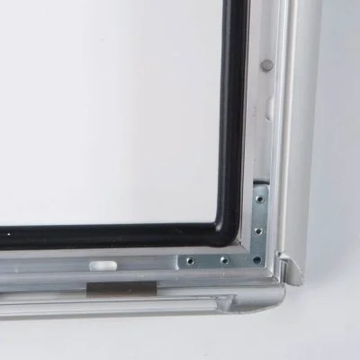 lockable-weatherproof-snap-poster-frame-1-38-aluminum-front-loading-wall-mounting-11x17-silver (5)