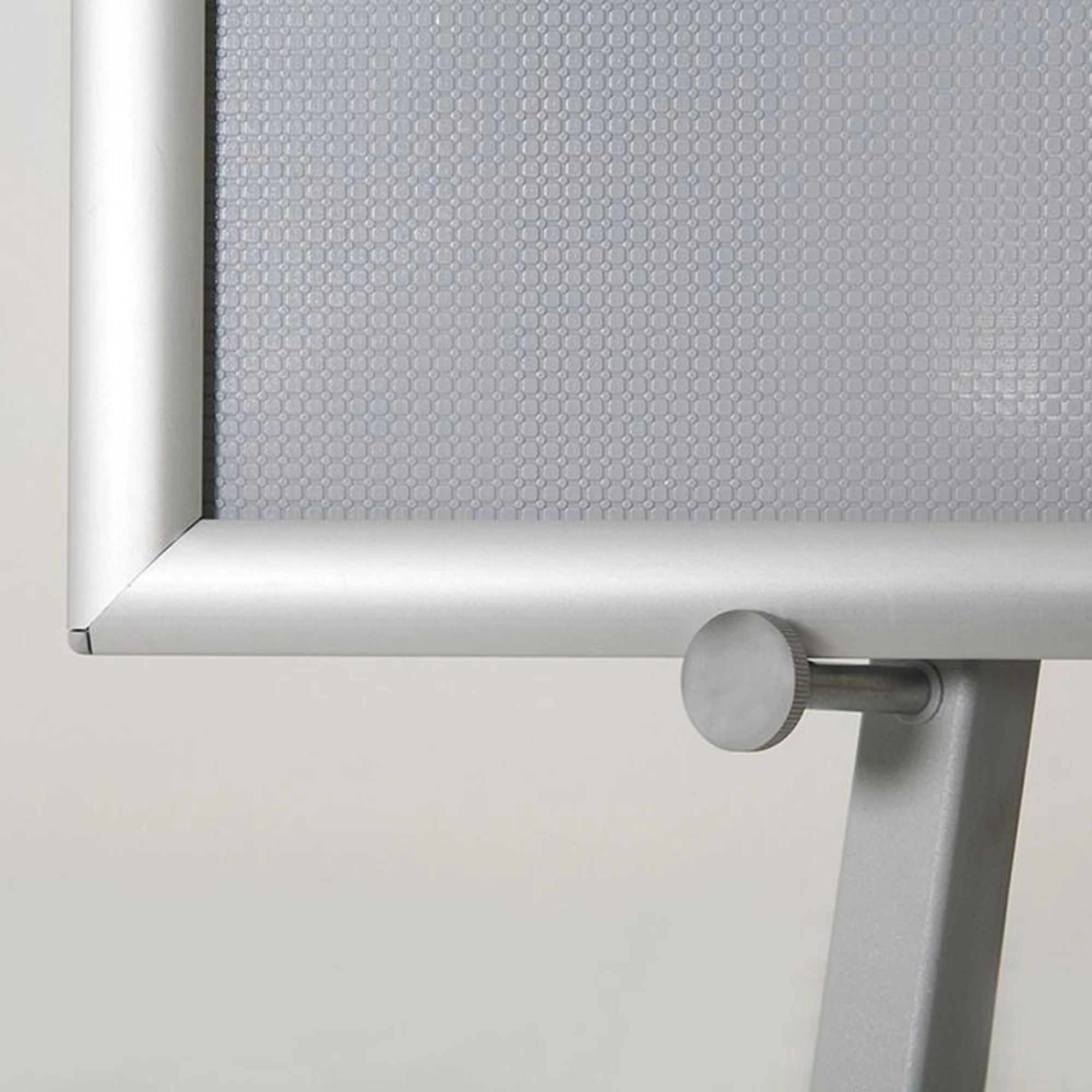 gray-portable-easel-59-inch-with-5-different-height-adjustments-foldable-and-practical-solution-for-painting (6)